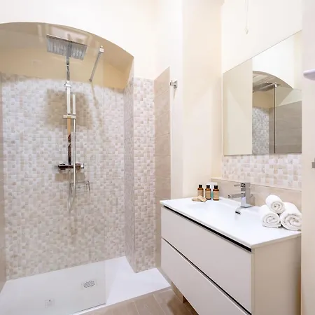 Hub Urban 3* בארי