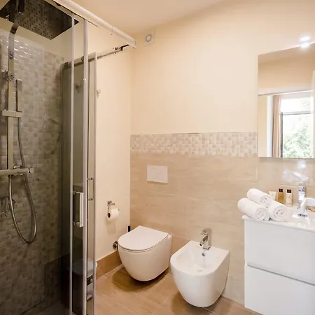 Hub Urban מלון דירות 3*